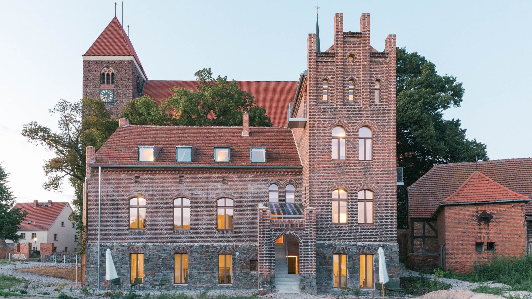 Ver­wal­te­rin­nenhaus