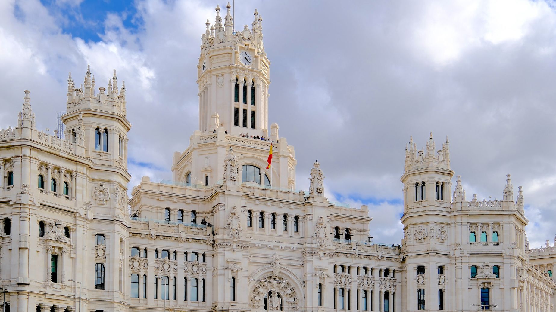 Monu­mental Madrid: Antonio Palacios and the Modern Metro­polis