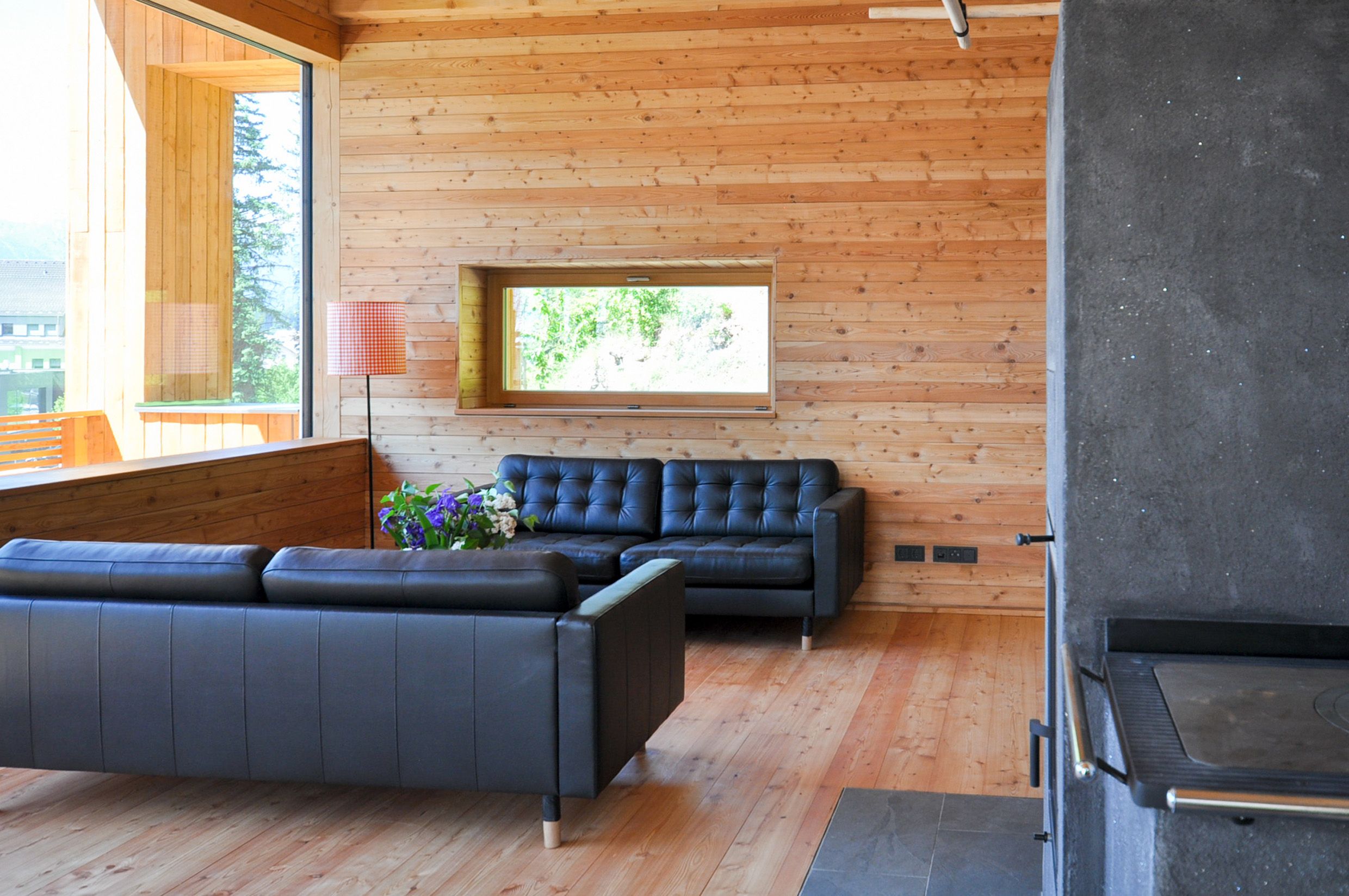 smart-wood-house_001_24-10-2023