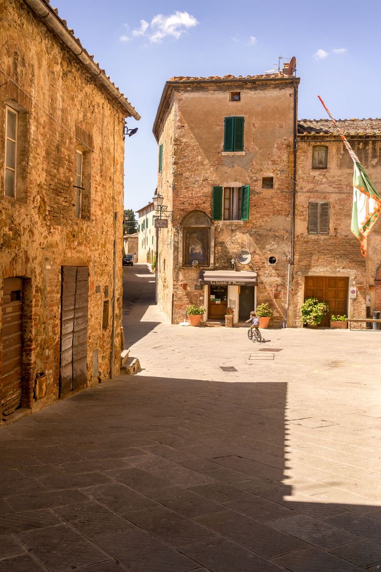 Umberto 121