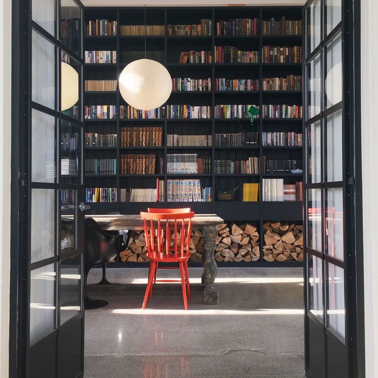 Tig­harry School­house