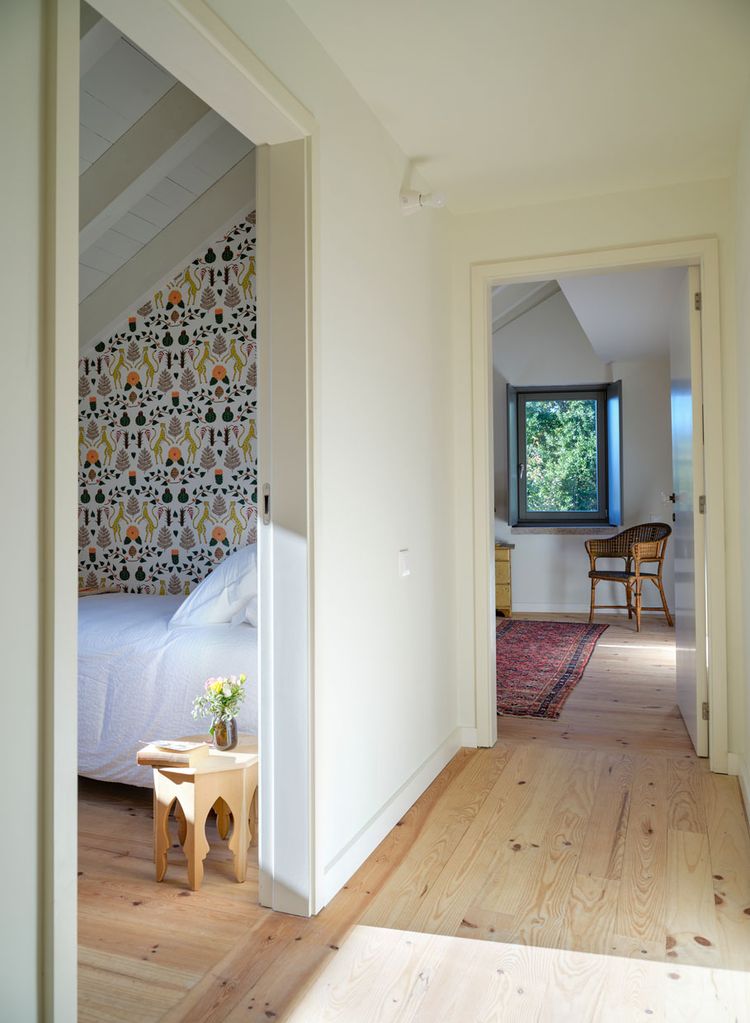 Mas­s­a­relos House