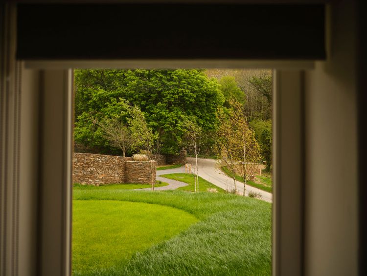 Fow­les­combe Farm