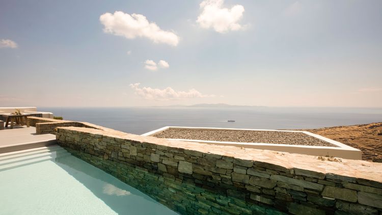 Tinos Hearts — House G and House Y