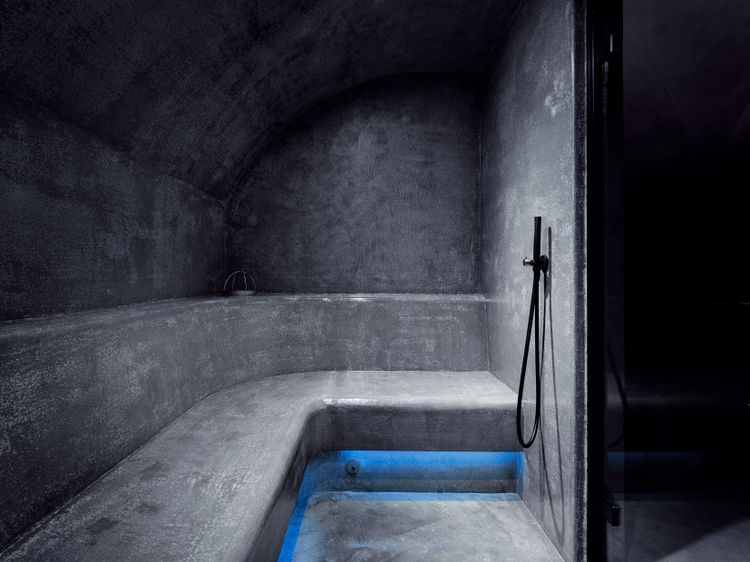 Adler His­toric Guest­house