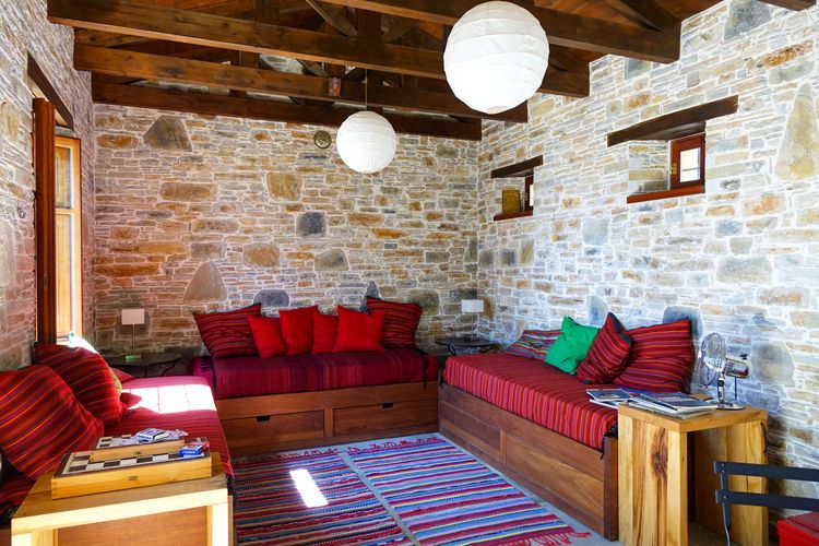 Afei­lianes Stone Houses