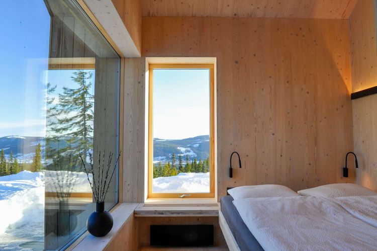 Nor­wegian Wood Cabin T2027