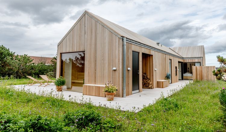 Recharge House Klit­møller